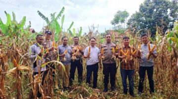 Dukung Kemandirian Warga Binaan, Ketua TP PKK Kabupaten Batu Bara Serahkan Alat Tenun di Lapas Labuhan Ruku